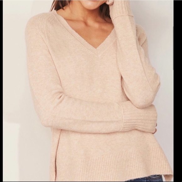 J.CREW V-Neck Sweater in Yarn Tan Beige Brown Super Soft Pullover Cozy Knit Wool - Picture 11 of 11
